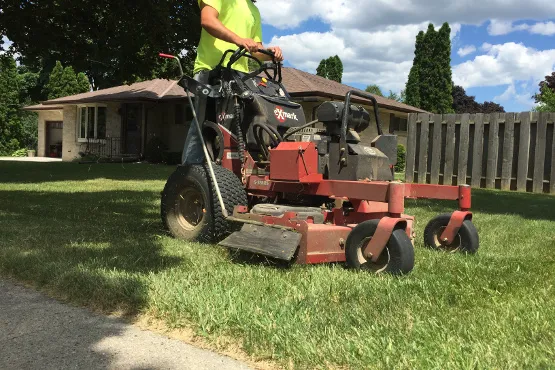 Running A Lawncare Business In Milwaukee, Wisconsin In 2023 ualawncare